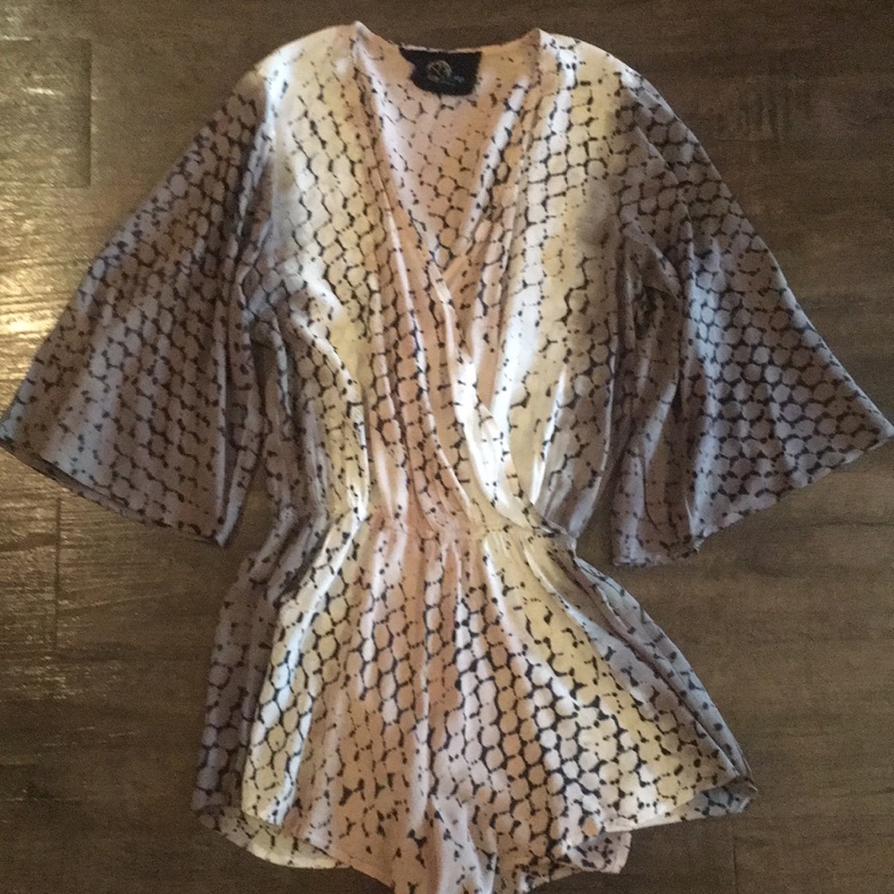 Blue life romper